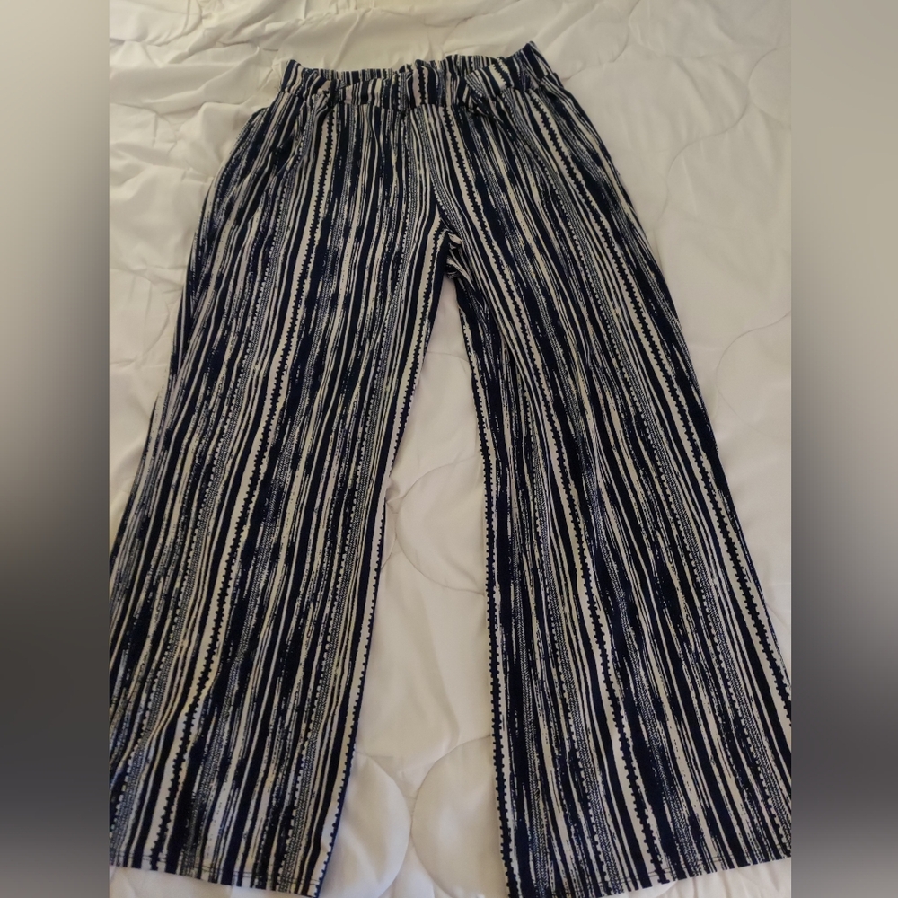 New Directions Navy and White Striped Wide Leg Pants